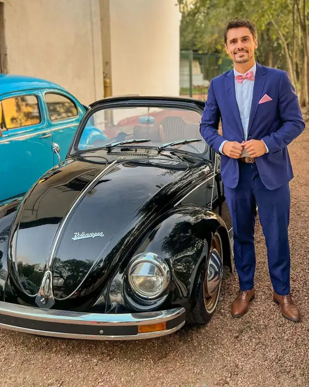 La historia de Stefano Delmonte, el emprendedor que organiza eventos de autos clásicos en Uruguay