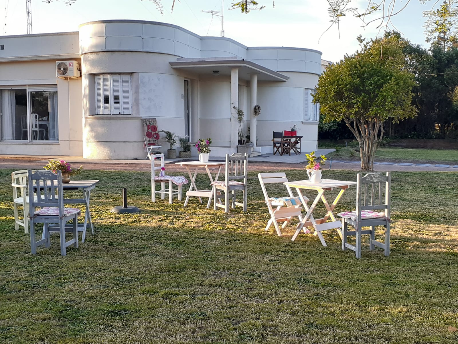 Té con amor: un nuevo lugar en Nueva Helvecia como si estuvieras en casa