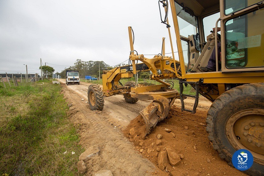 Pavimentarán el acceso a la Laguna de Rocha