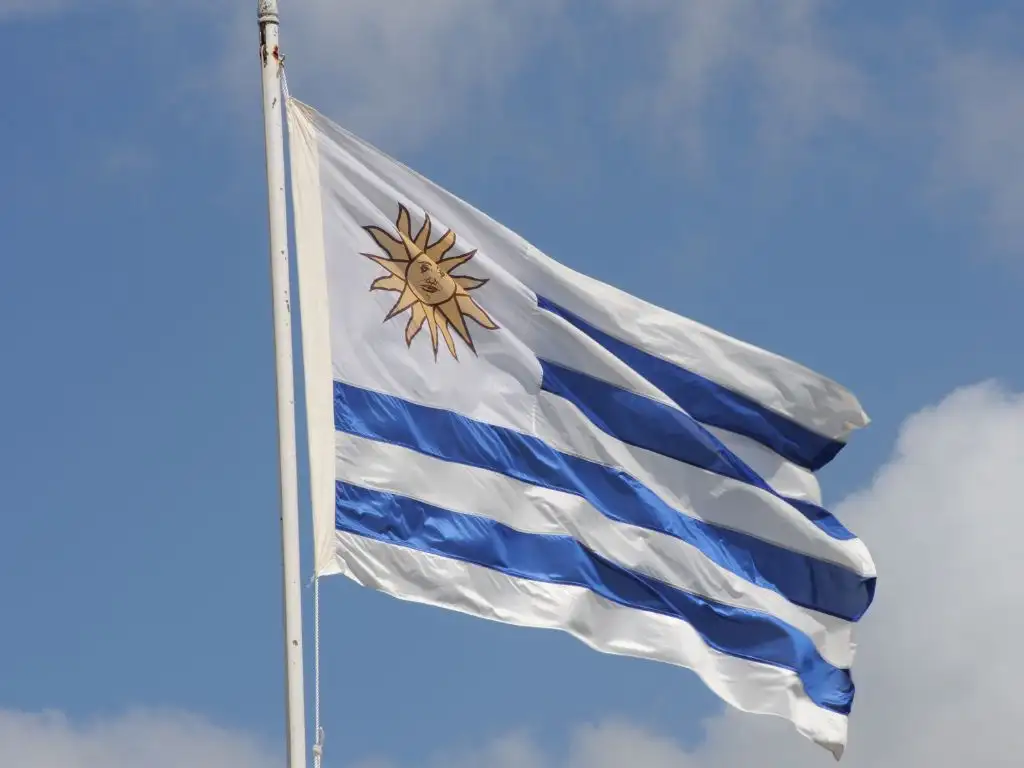 Uruguay impulsa beneficios para turistas extranjeros