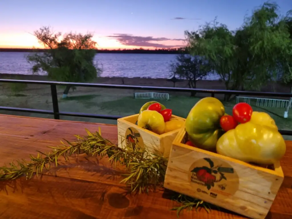 Realizaron la Tercera edición de la Cata de Tomates, un evento en Paysandú que fomenta el turismo interno