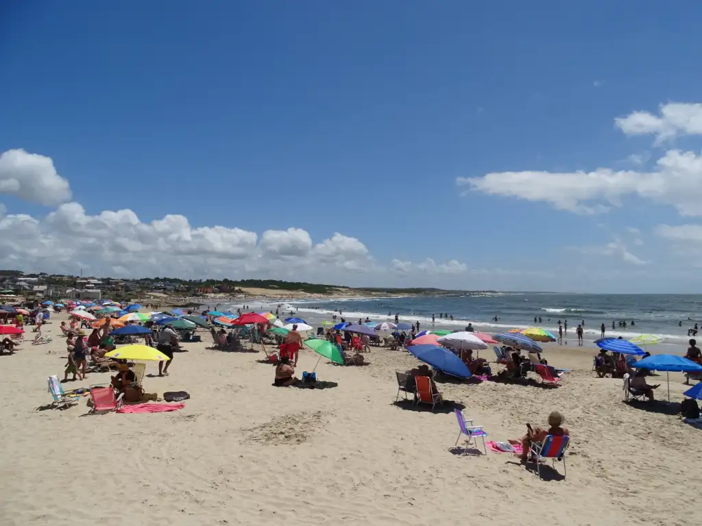 Así serán los espectaculares días de playa en el este de Uruguay en los próximos días: el pronóstico de Inumet