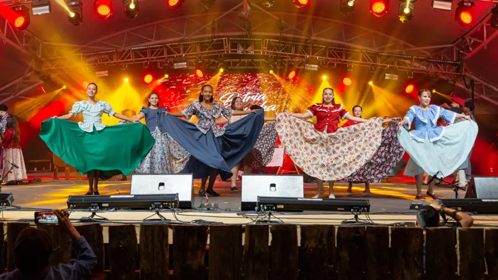Realizan la 37ª edición de la Fiesta de la Patria Gaucha