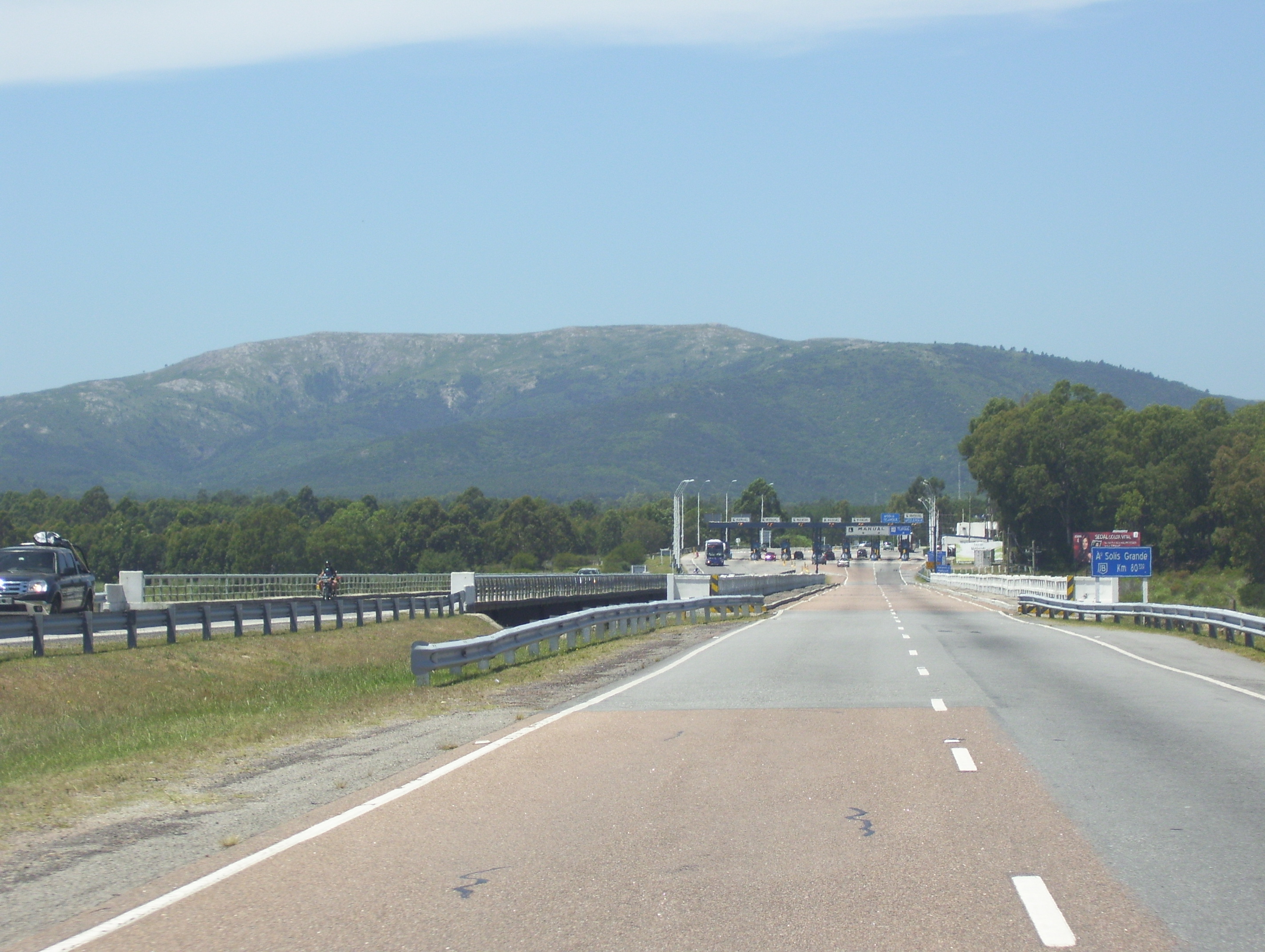 Peajes sin detenerse: la nueva forma de recorrer Uruguay en auto